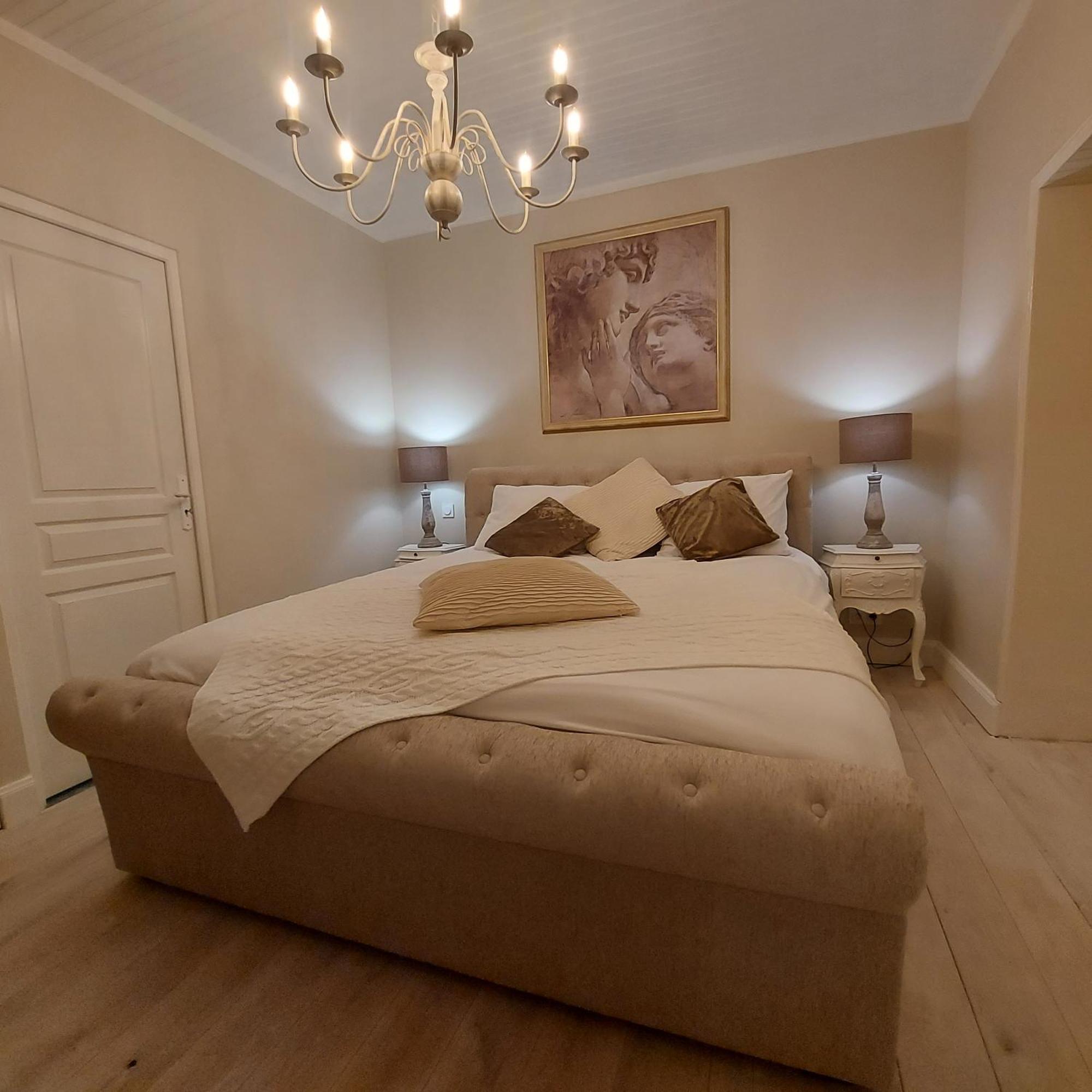 Les Trois L Bed and Breakfast Gindou Exteriör bild