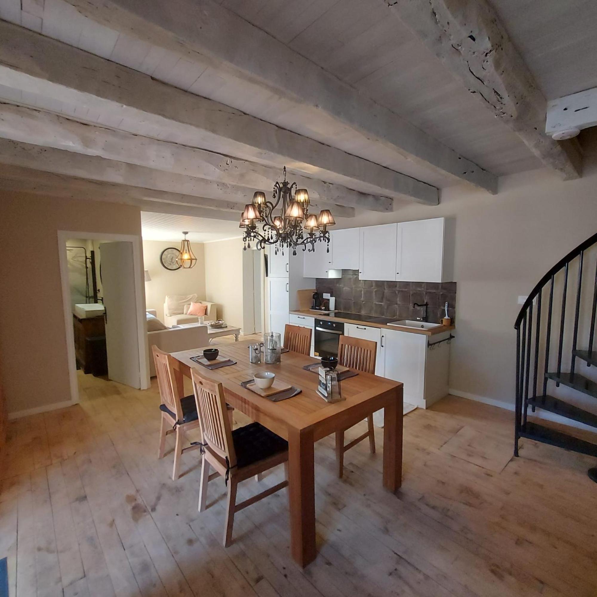 Les Trois L Bed and Breakfast Gindou Exteriör bild