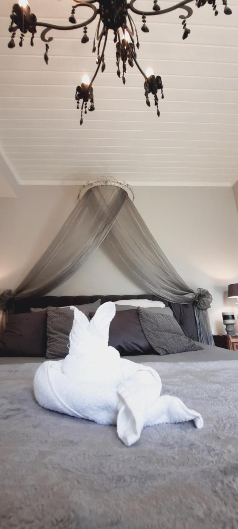 Les Trois L Bed and Breakfast Gindou Exteriör bild